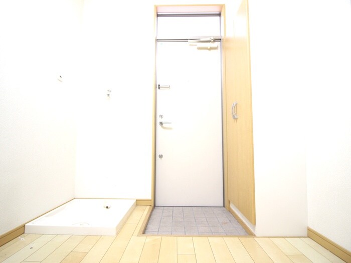 物件内観写真21　(玄関)