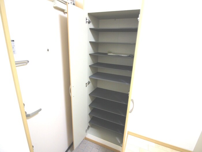 物件内観写真22　(靴箱)