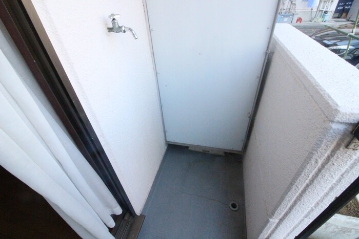 物件内観写真17　(洗濯機置場)