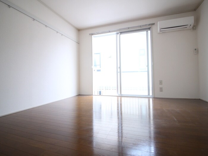 物件内観写真21　(居室)