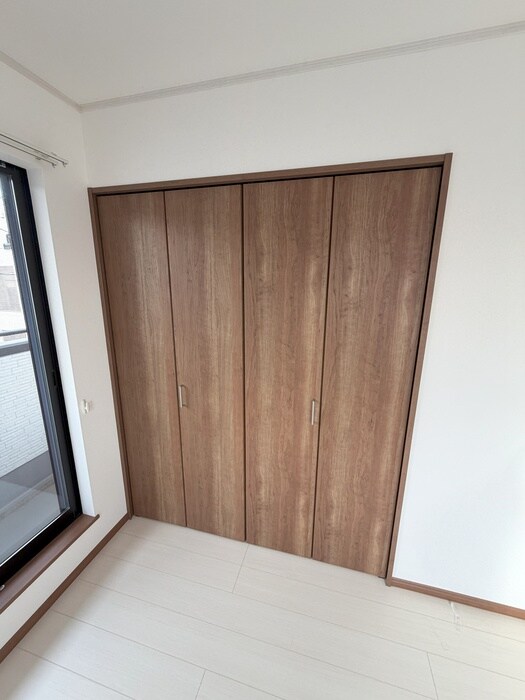 物件内観写真12　(収納)