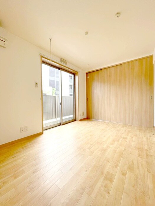 物件内観写真8　(内観写真)