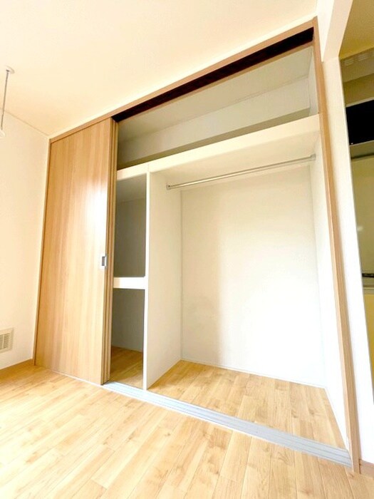 物件内観写真10　(収納)