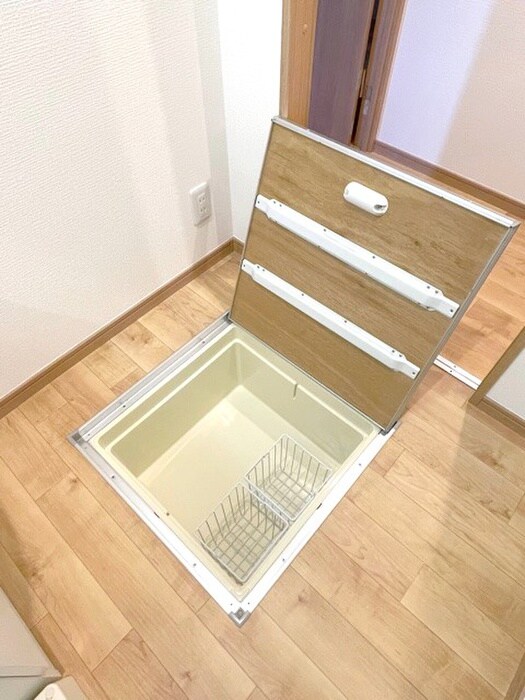 物件内観写真21　(収納)