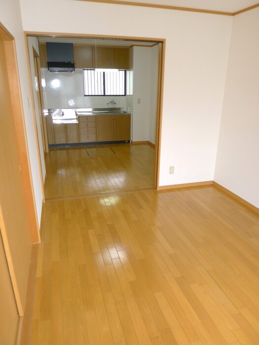 物件内観写真8　(居室)