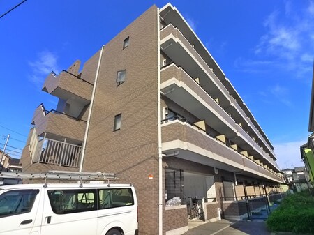 阿部松島マンション外観写真