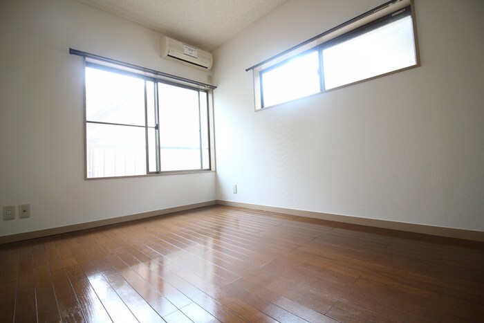 物件内観写真15　(居室)