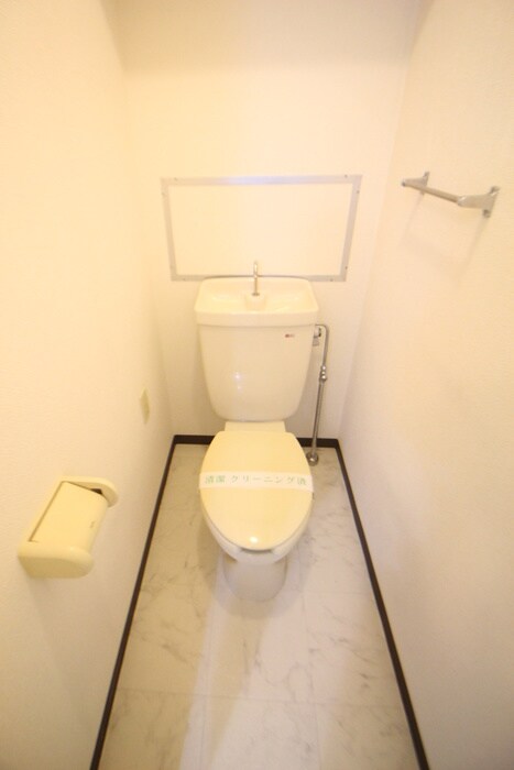 物件内観写真11　(トイレ)