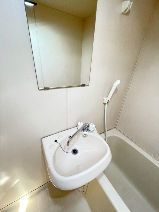 物件内観写真11　(洗面)