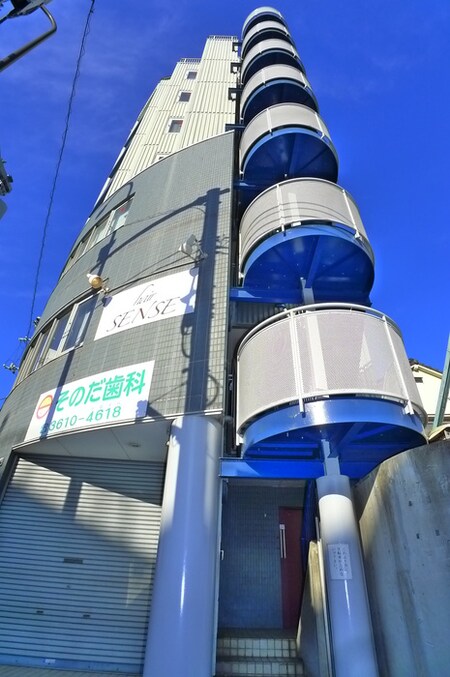 ラフィ－ネ角田外観写真