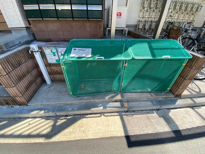 物件外観写真4　(建物設備)