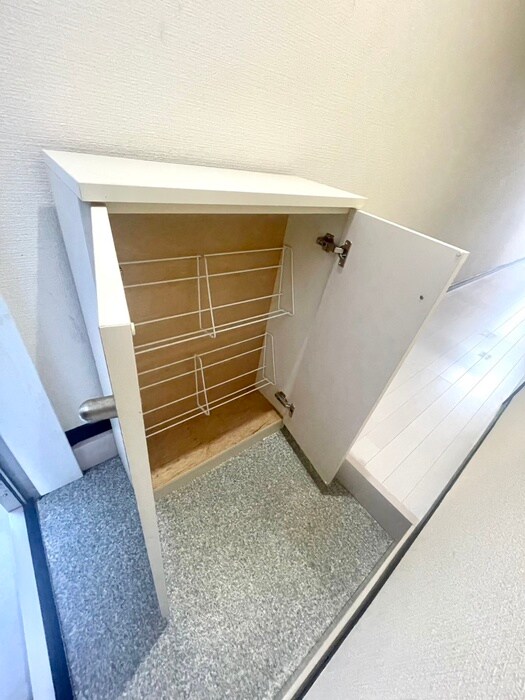 物件内観写真17　(靴箱)