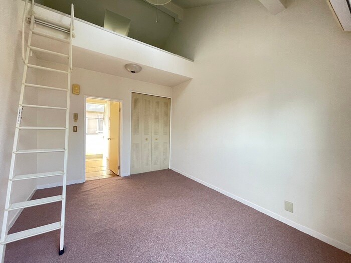 物件内観写真8　(居室)