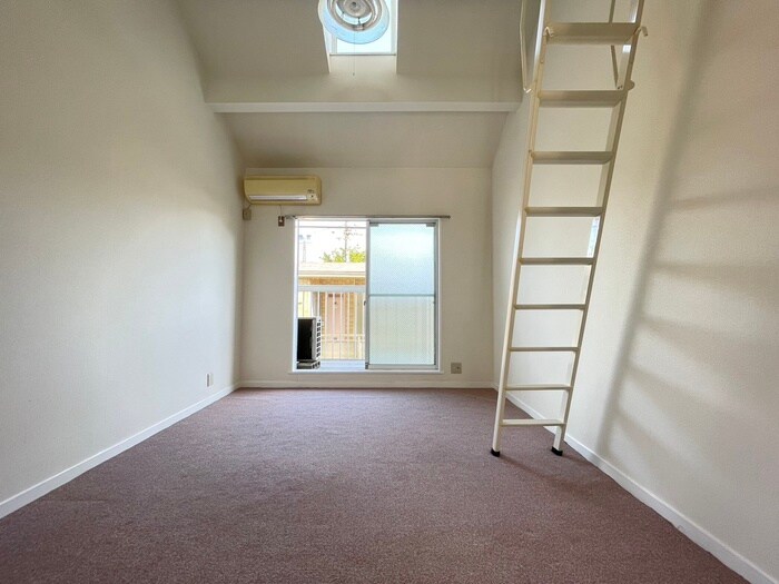 物件内観写真18　(居室)