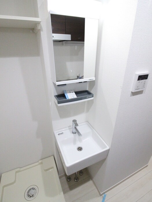 物件内観写真5　(洗面)