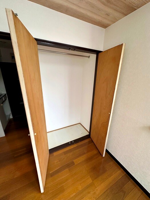 物件内観写真11　(収納)