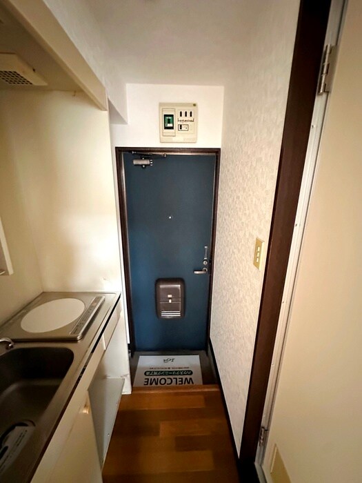 物件内観写真15　(玄関)