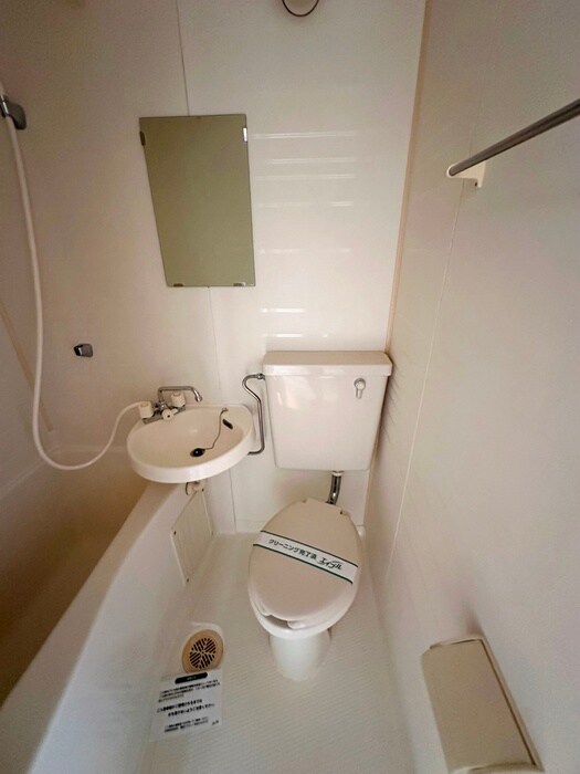 物件内観写真17　(トイレ)