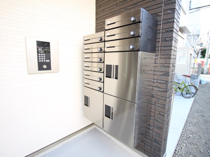 物件外観写真6　(建物設備)