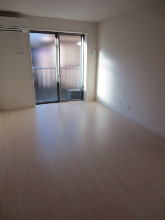 物件内観写真22　(居室)