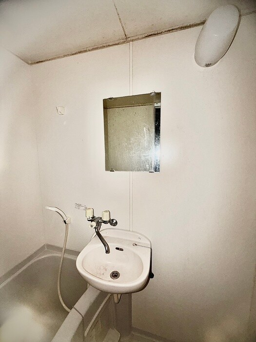 物件内観写真10　(洗面)