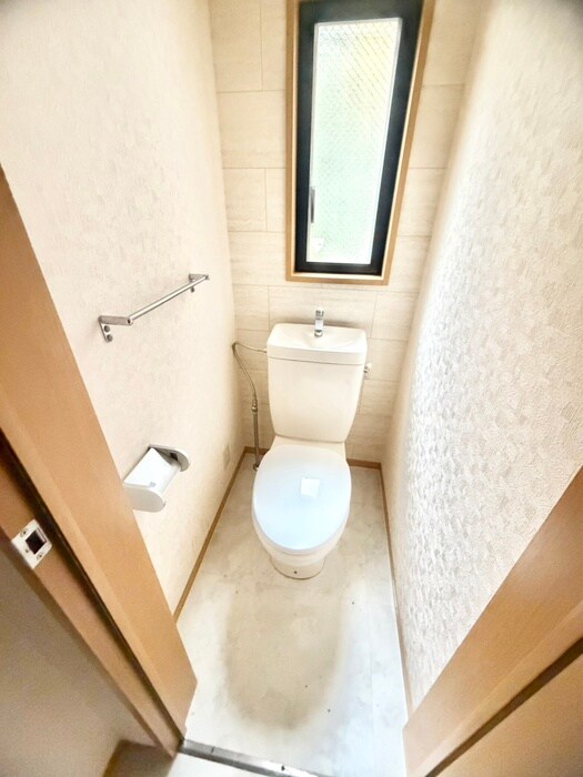 物件内観写真12　(トイレ)