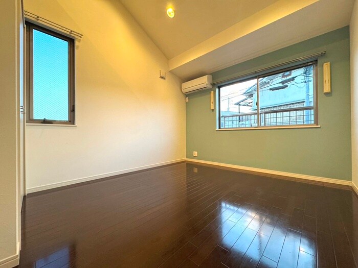 物件内観写真8　(居室)