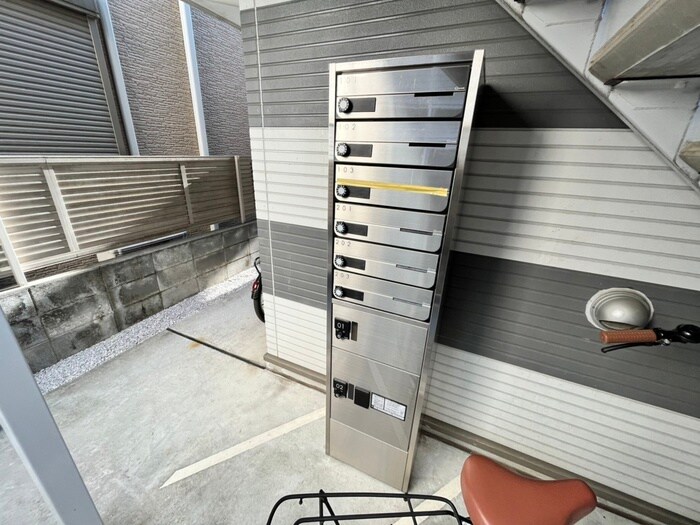 物件外観写真4　(建物設備)