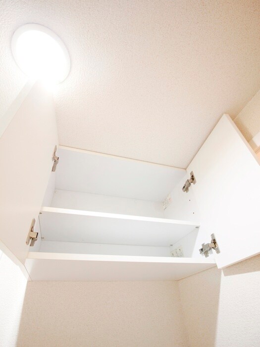 物件内観写真21　(収納)