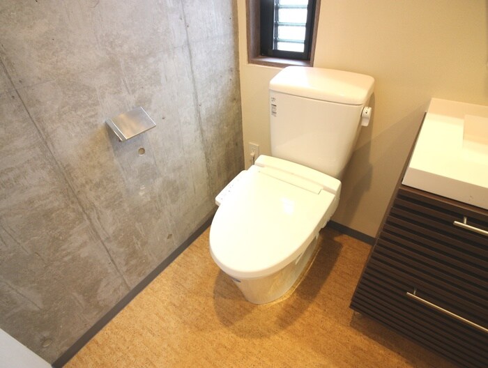 物件内観写真12　(トイレ)