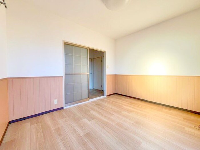 物件内観写真6　(居室)