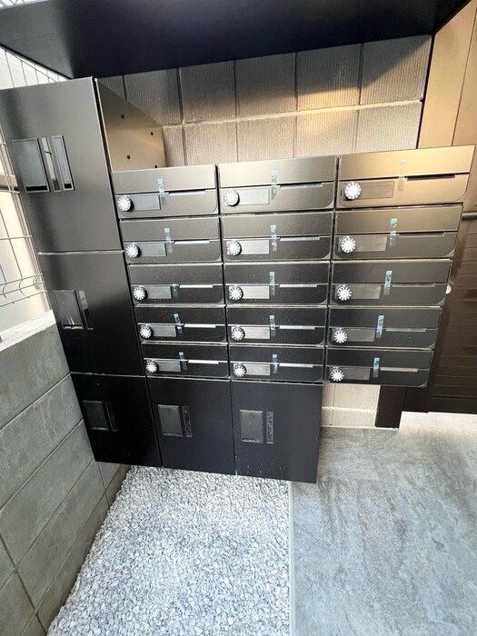 物件外観写真4　(建物設備)