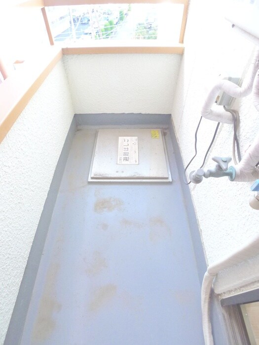 物件内観写真13　(洗濯機置場)