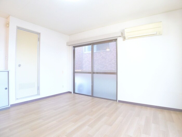 物件内観写真17　(居室)
