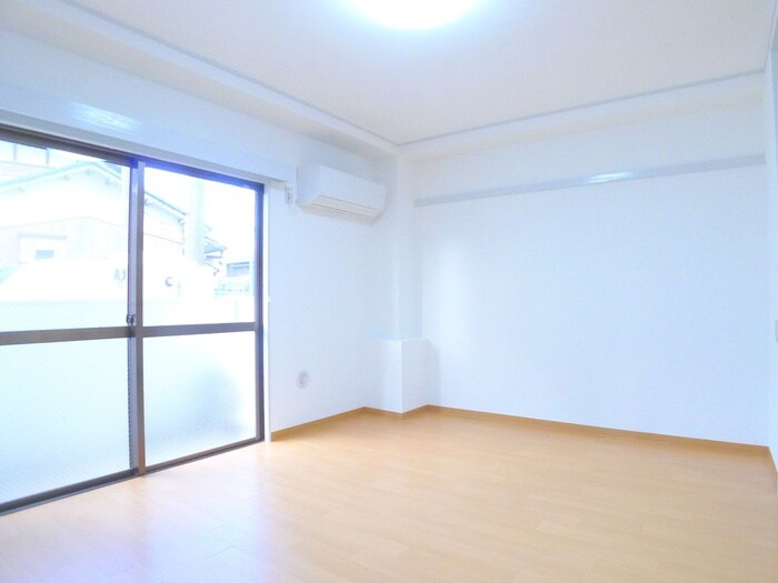 物件内観写真19　(居室)