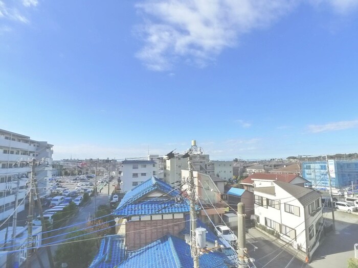 物件内観写真22　(室内からの展望)