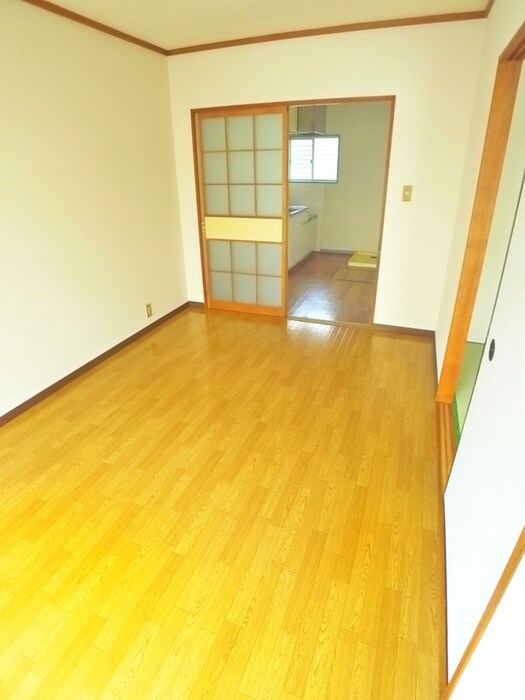 物件内観写真5　(居室)