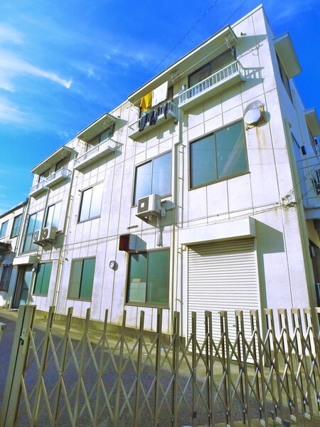 三芯コルクビル外観写真