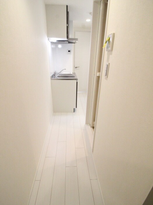 物件内観写真19　(廊下)