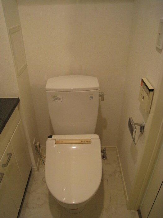 物件内観写真14　(トイレ)