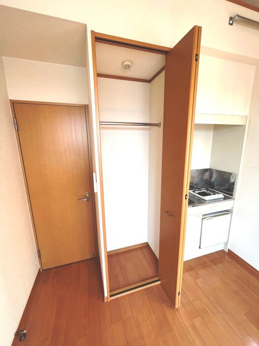 物件内観写真10　(収納)