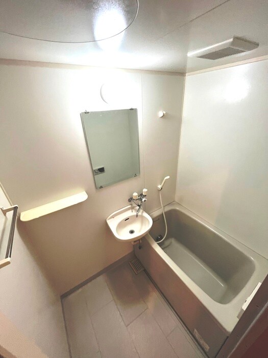 物件内観写真13　(バス／シャワールーム等)