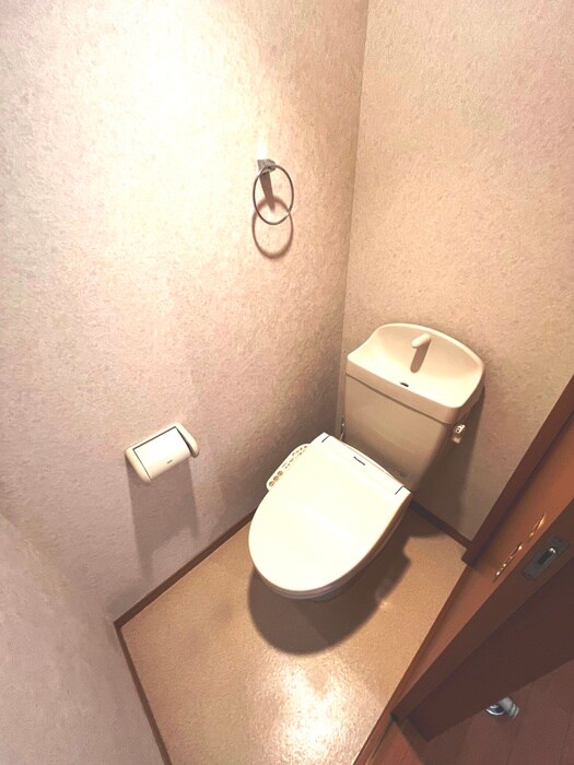 物件内観写真14　(トイレ)