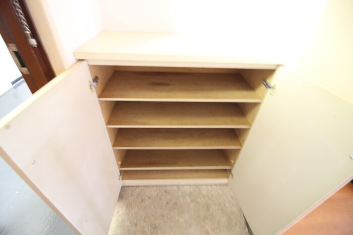 物件内観写真8　(靴箱)