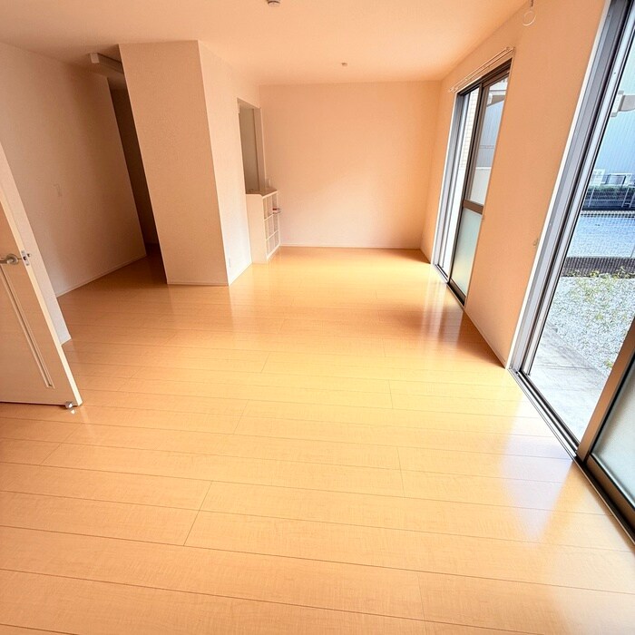 物件内観写真15　(居室)