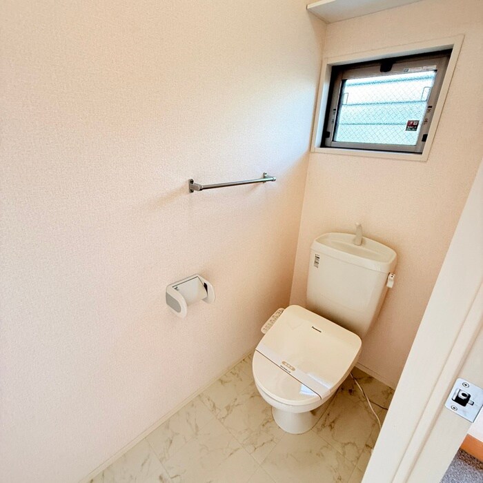 物件内観写真16　(トイレ)