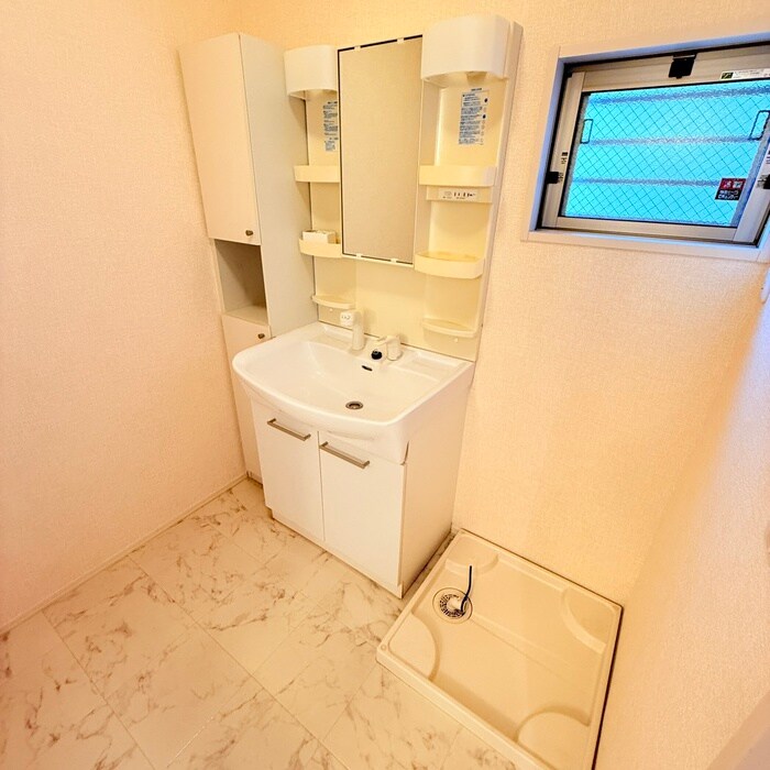 物件内観写真22　(洗濯機置場)