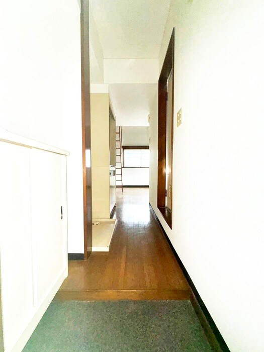 物件内観写真20　(玄関)