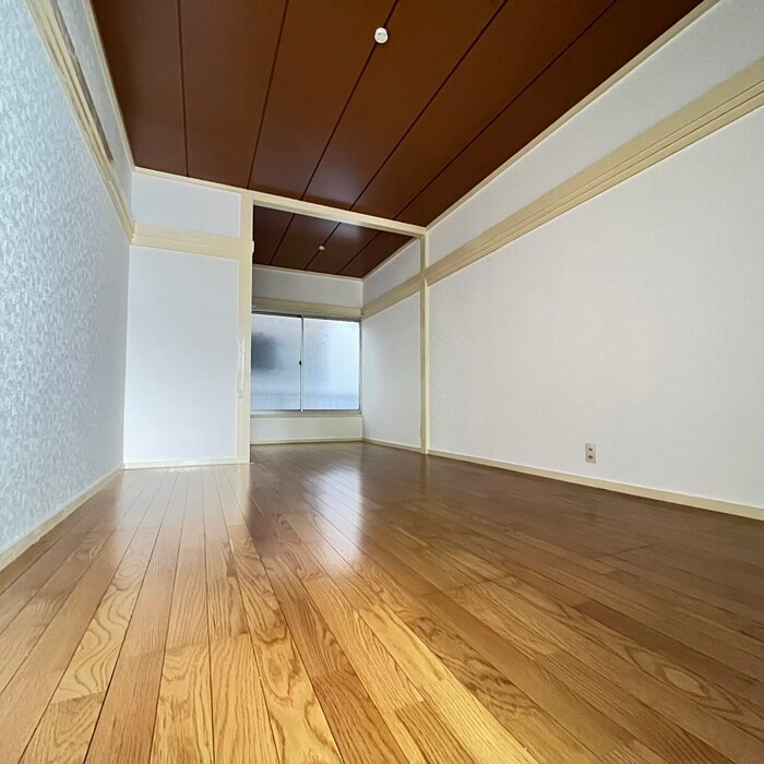 物件内観写真11　(居室)