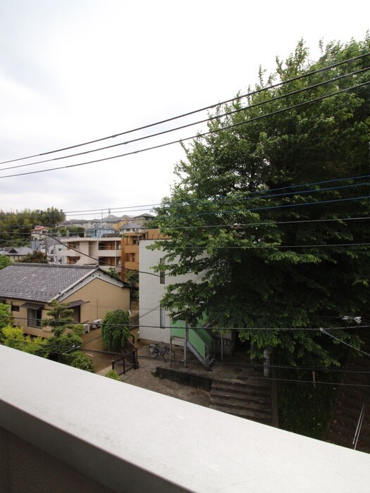 物件内観写真22　(室内からの展望)